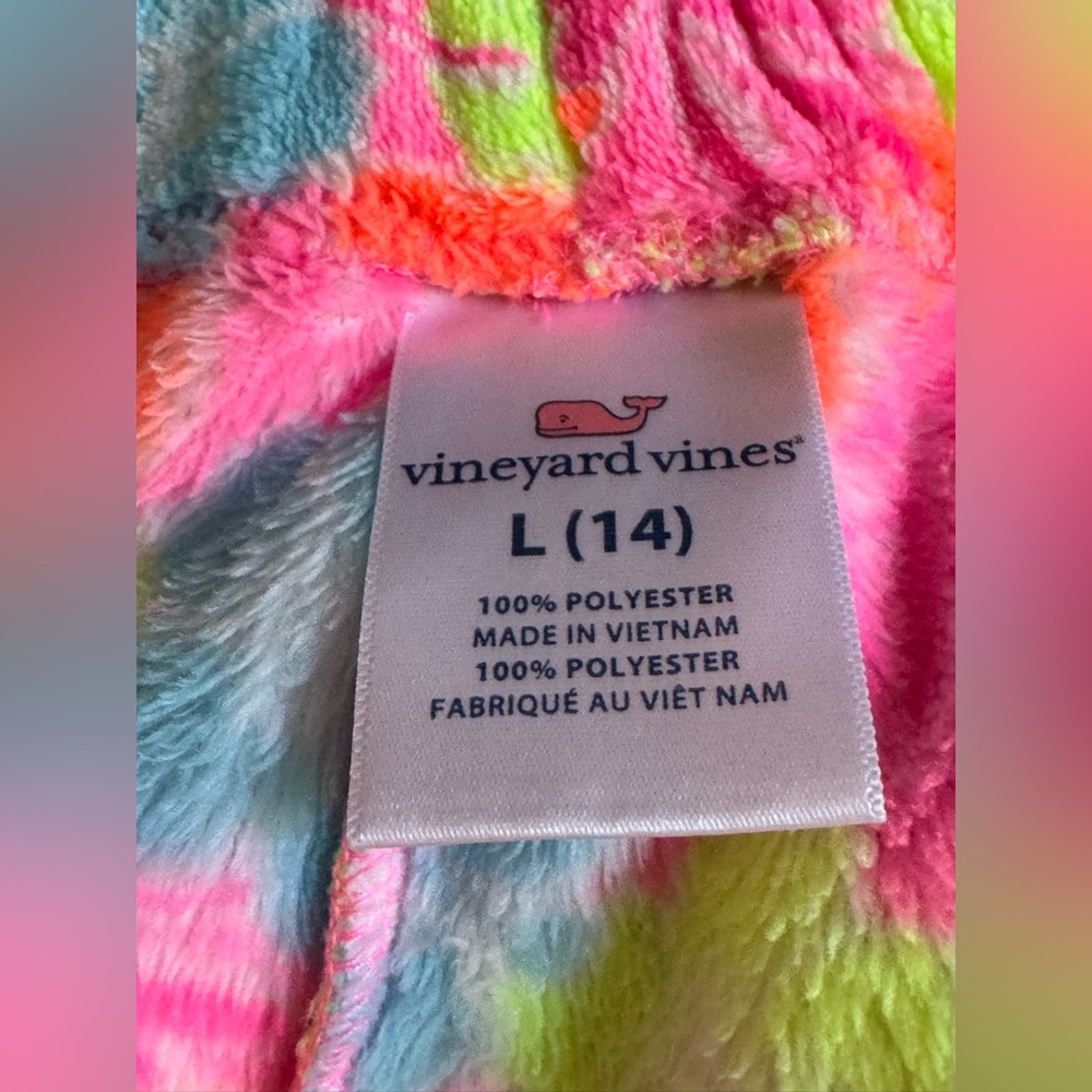 Vineyard Vines Martha’s Vineyard Colorful Floral Fleece - Picture 5 of 5